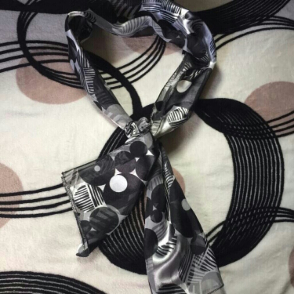 BIJOUX TERNER SCARF